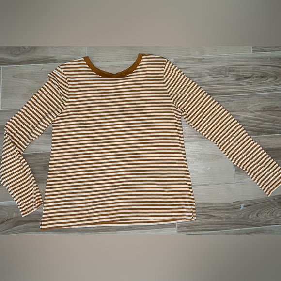 Set of 2, LOFT Awesome Striped
Торs! 👚👚💙🤍🤎🤍🛍️✨ - Picture 6 of 10